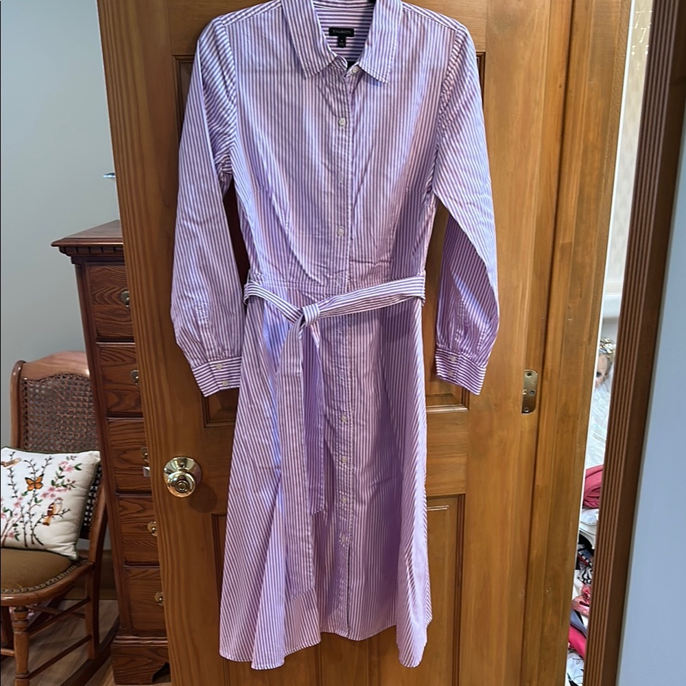 Talbots Purple Buttoned Tie Front Dress Shirt with Pockets!